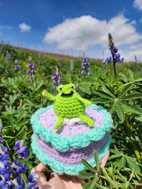 Lavender and Mint Fake Cake Jewelry Box with Frog on top